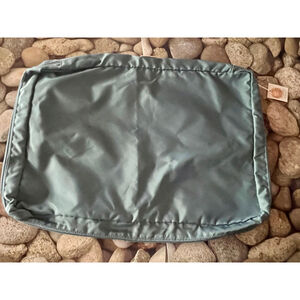 NWT Travel Packing Bag